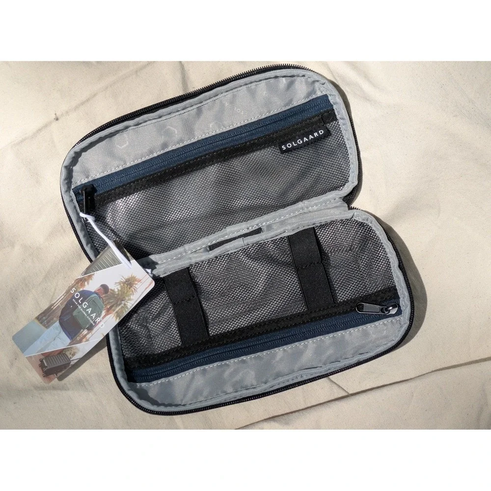 Solgaard Lifekit Travel Organizer Luggage Gear Black Zip Pockets Shore-Tex NEW